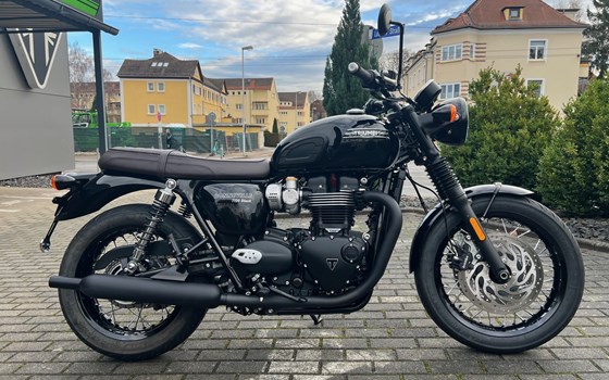 Gebrauchtmotorrad Triumph Bonneville T120 Black - Bild 1