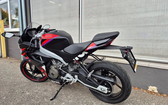 Gebrauchtmotorrad Aprilia RS 457 - Bild 6 Gebrauchtmotorrad Aprilia RS 457 - Bild 6