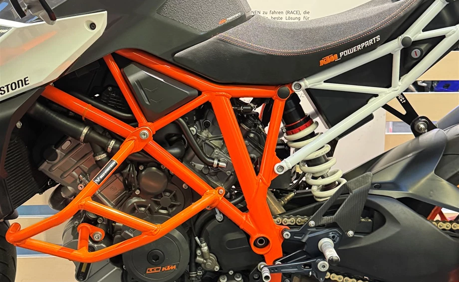 Angebot KTM 1290 Super Duke R Bild 17: Angebot KTM 1290 Super Duke R
