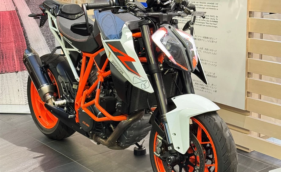 Angebot KTM 1290 Super Duke R Bild 2: Angebot KTM 1290 Super Duke R