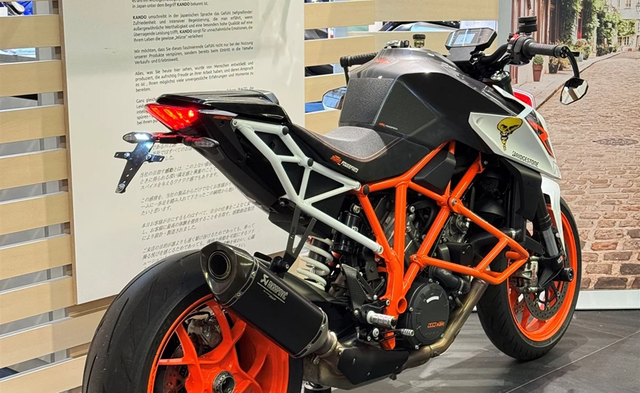 Angebot KTM 1290 Super Duke R Bild 3: Angebot KTM 1290 Super Duke R