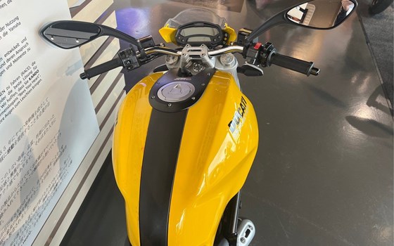 Gebrauchtmotorrad Ducati Monster 696 - Bild 4