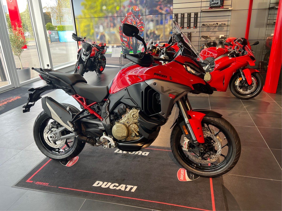 Ducati Multistrada V4 S 