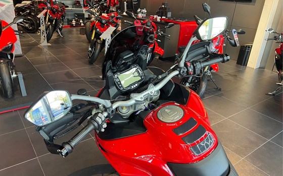 Gebrauchtmotorrad Ducati Multistrada V2 - Bild 9