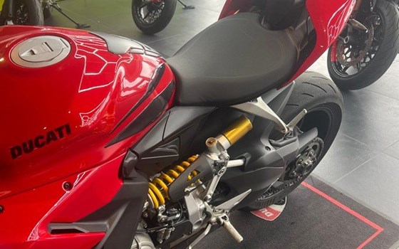 Gebrauchtmotorrad Ducati Streetfighter V2 - Bild 10