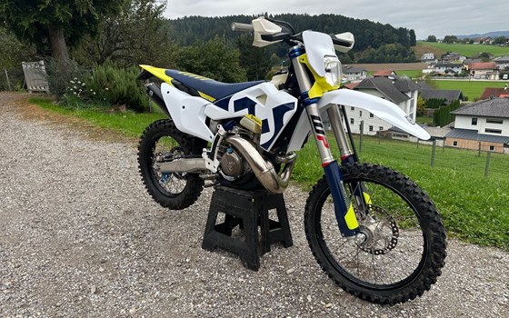 Gebrauchtmotorrad Husqvarna TE 300 - Bild 1 Gebrauchtmotorrad Husqvarna TE 300 - Bild 1