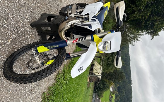 Gebrauchtmotorrad Husqvarna TE 300 - Bild 5 Gebrauchtmotorrad Husqvarna TE 300 - Bild 5