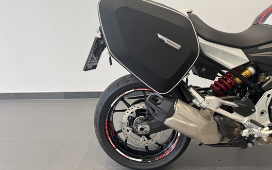 Gebrauchtmotorrad BMW F 900 R - Bild 2 Gebrauchtmotorrad BMW F 900 R - Bild 2