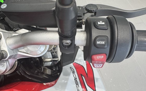 Gebrauchtmotorrad BMW F 900 R - Bild 8