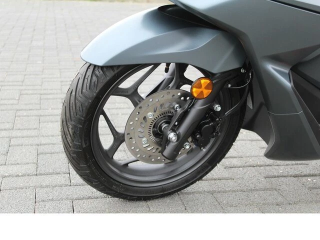 Offer Honda PCX125 Bild 9: Offer Honda PCX125