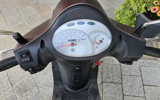 Gebrauchtmotorrad Sym Fiddle 50 - Bild 5 Gebrauchtmotorrad Sym Fiddle 50 - Bild 5