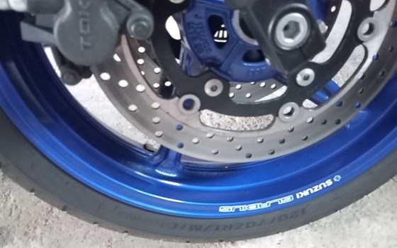 Gebrauchtmotorrad Suzuki SFV 650 Gladius - Bild 3