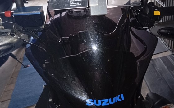 Gebrauchtmotorrad Suzuki SFV 650 Gladius - Bild 5