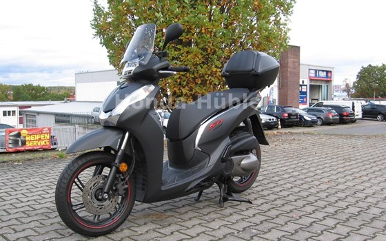 Gebrauchtmotorrad Honda SH300i - Bild 2