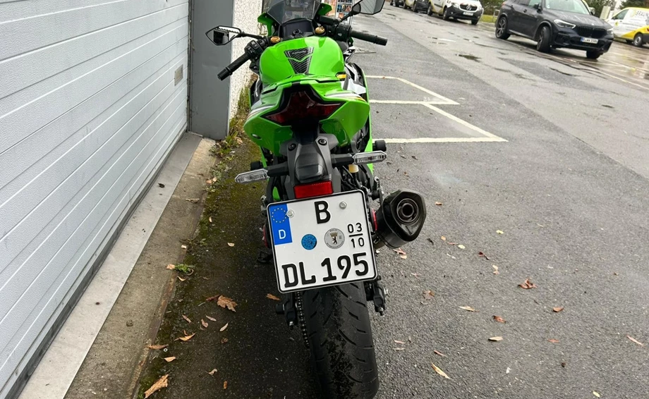 Angebot Kawasaki Ninja ZX-4RR Bild 8: Angebot Kawasaki Ninja ZX-4RR