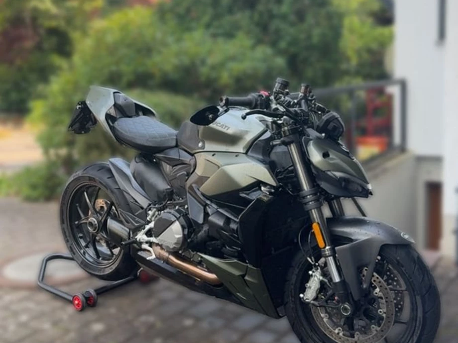 Angebot Ducati Streetfighter V2 Bild 5: Angebot Ducati Streetfighter V2