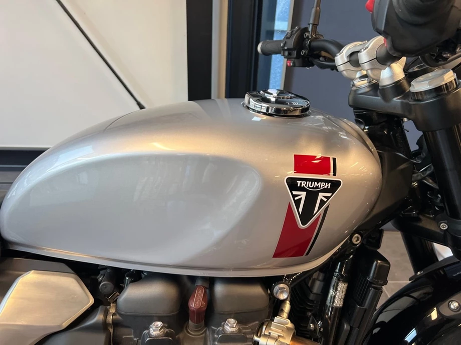 Angebot Triumph Speed Twin 900 Bild 6: Angebot Triumph Speed Twin 900