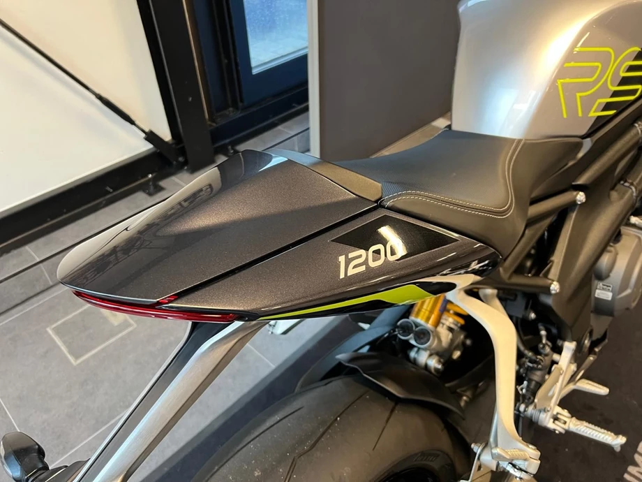 Angebot Triumph Speed Triple 1200 RS Bild 13: Angebot Triumph Speed Triple 1200 RS
