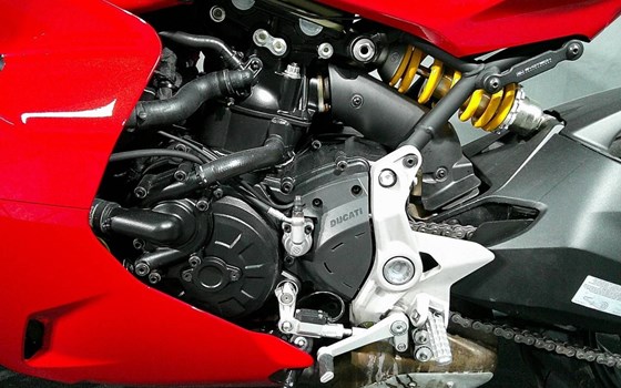 Gebrauchtmotorrad Ducati SuperSport 950 - Bild 11