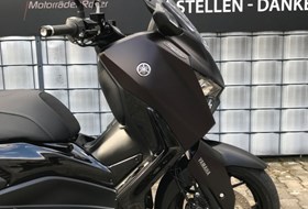 Yamaha XMAX 300 Tech MAX+