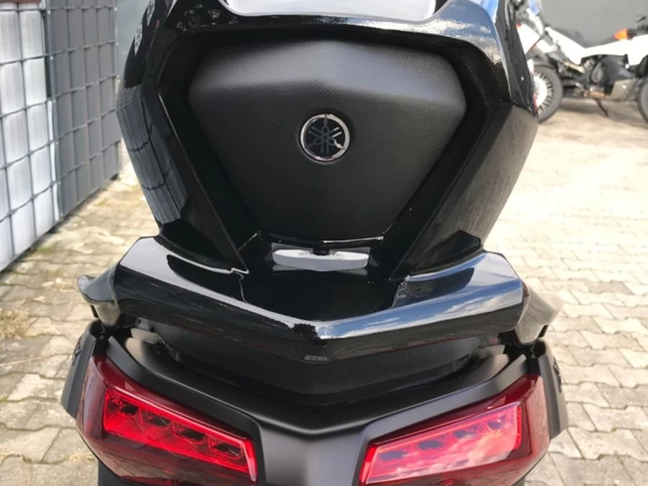 Angebot Yamaha XMAX 300 Tech MAX+ Bild 8: Angebot Yamaha XMAX 300 Tech MAX+