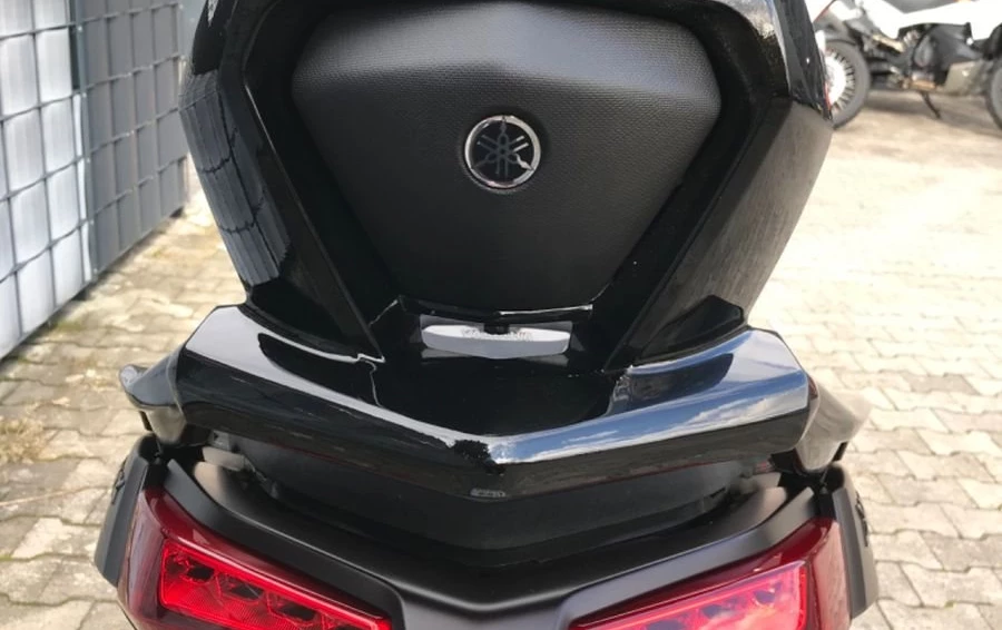 Angebot Yamaha XMAX 300 Tech MAX+ Bild 8: Angebot Yamaha XMAX 300 Tech MAX+