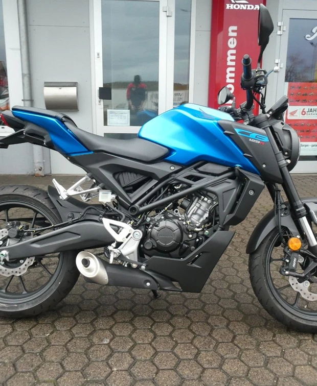 Honda CB125R