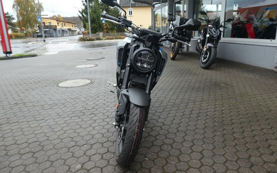 Neufahrzeug Honda CB125R - Bild 4