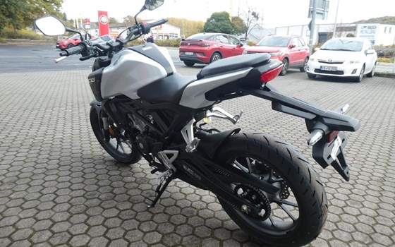 Neufahrzeug Honda CB125R - Bild 7