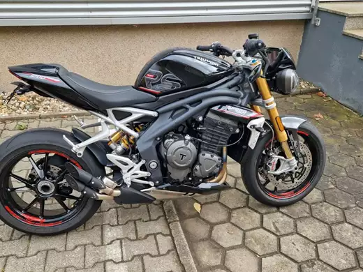 Triumph Speed Triple 1200 RS