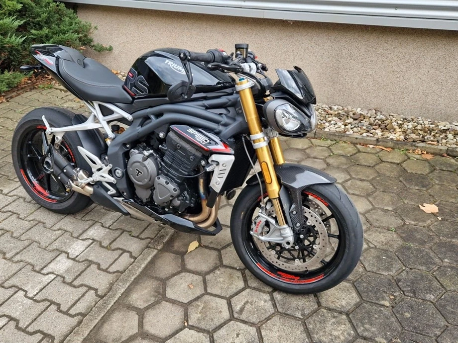 Angebot Triumph Speed Triple 1200 RS Bild 2: Angebot Triumph Speed Triple 1200 RS