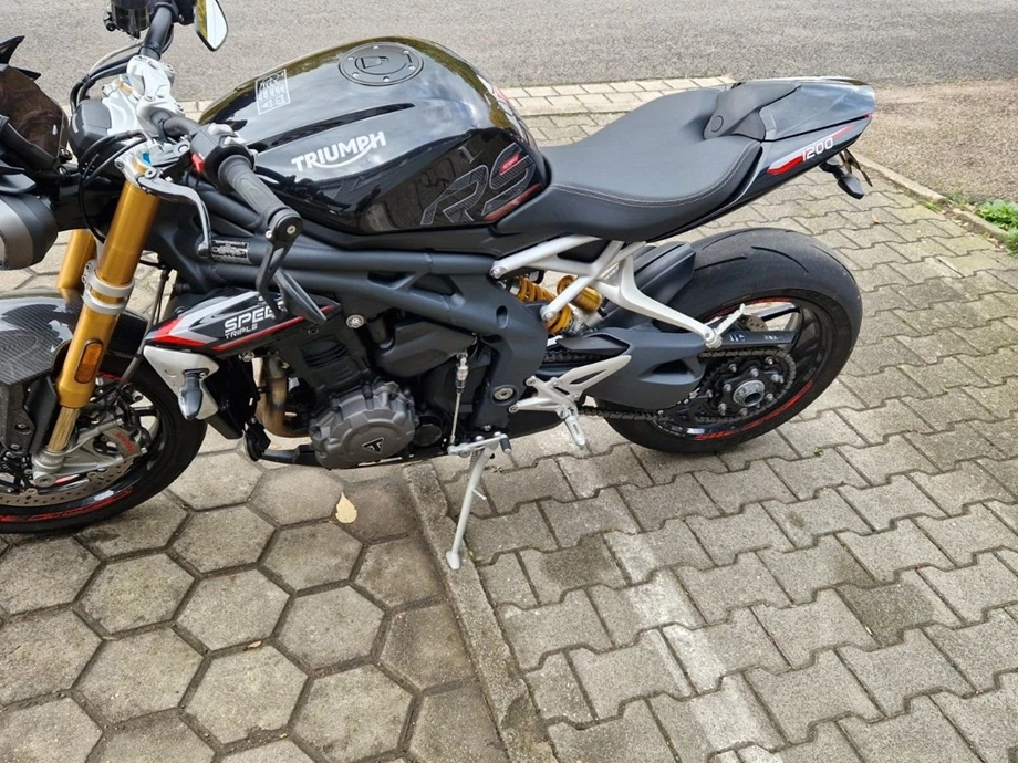 Angebot Triumph Speed Triple 1200 RS Bild 5: Angebot Triumph Speed Triple 1200 RS