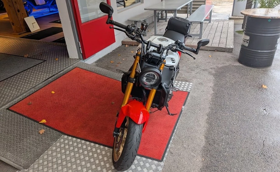 Angebot Yamaha XSR900 Bild 8: Angebot Yamaha XSR900