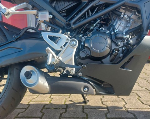 zum Vergrössern bitte anklicken!