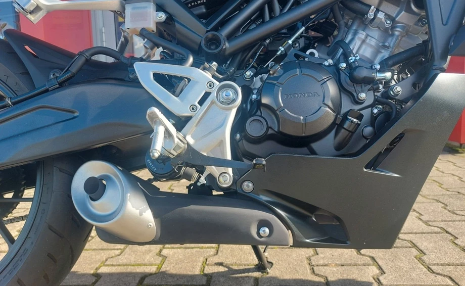 Angebot Honda CB125R Bild 12: Angebot Honda CB125R
