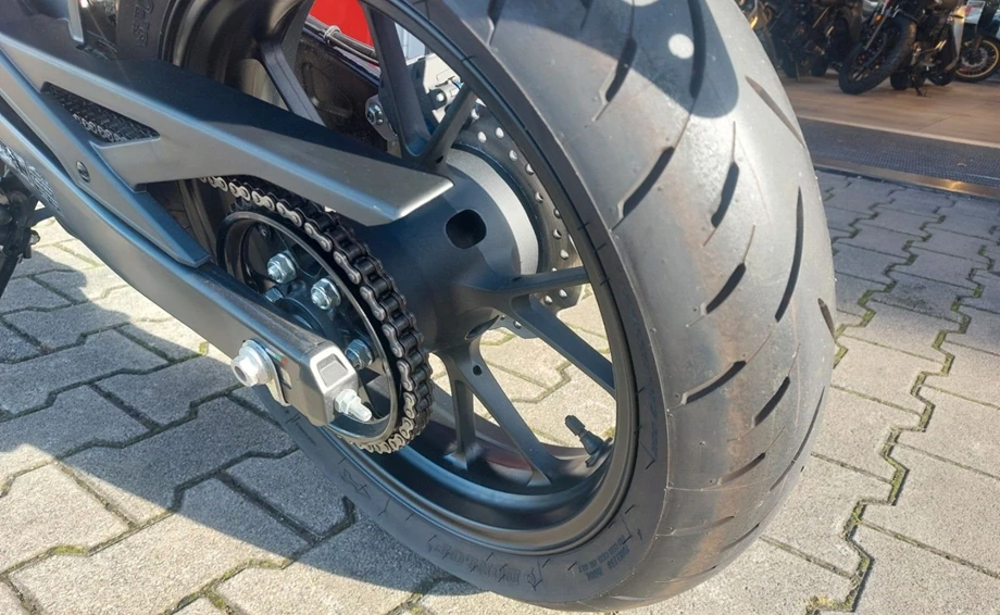 Angebot Honda CB125R Bild 9: Angebot Honda CB125R