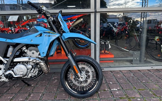 Neufahrzeug Suzuki DR-Z4SM - Bild 10