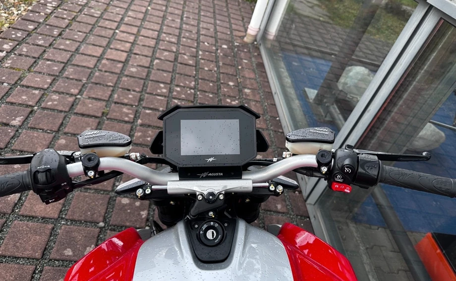 Angebot MV Agusta Dragster RR Ottantesimo Bild 14: Angebot MV Agusta Dragster RR Ottantesimo