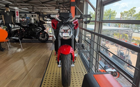 Neufahrzeug MV Agusta Brutale RR Ottantesimo - Bild 9