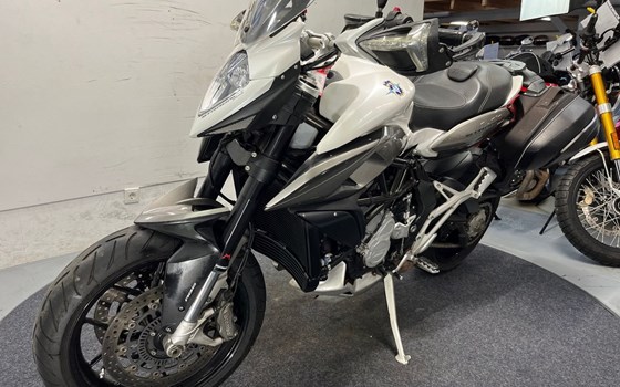 Gebrauchtmotorrad MV Agusta Stradale 800 - Bild 4