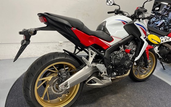 Gebrauchtmotorrad Honda CB650F - Bild 8