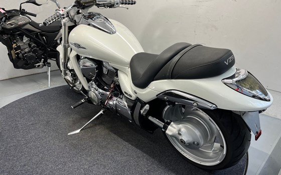 Gebrauchtmotorrad Suzuki VZR 1800 - Bild 6