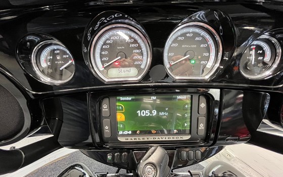 Gebrauchtmotorrad Harley-Davidson Touring Electra Glide Ultra Limited FLHTK - Bild 10