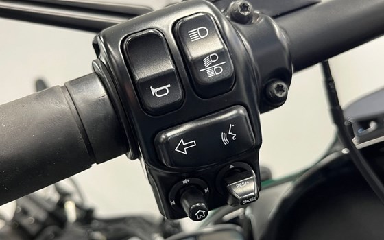 Gebrauchtmotorrad Harley-Davidson Touring Electra Glide Ultra Limited FLHTK - Bild 9