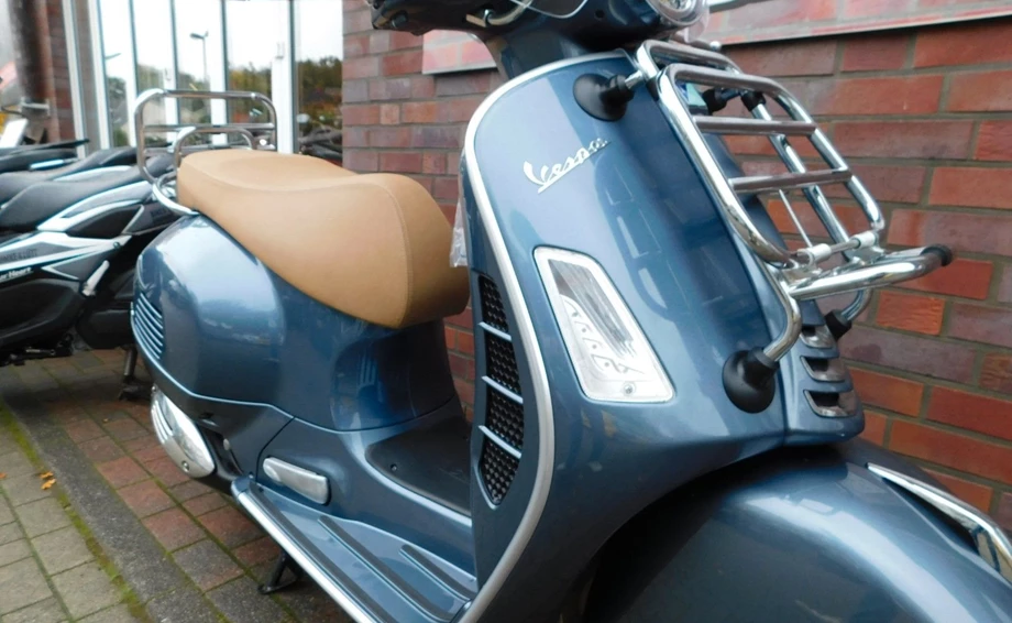 Angebot Vespa GTS 300 Touring Bild 15: Angebot Vespa GTS 300 Touring