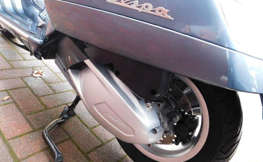 Angebot Vespa GTS 300 Touring Bild 8: Angebot Vespa GTS 300 Touring