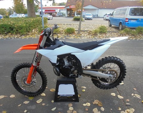 zum Vergrössern bitte anklicken!