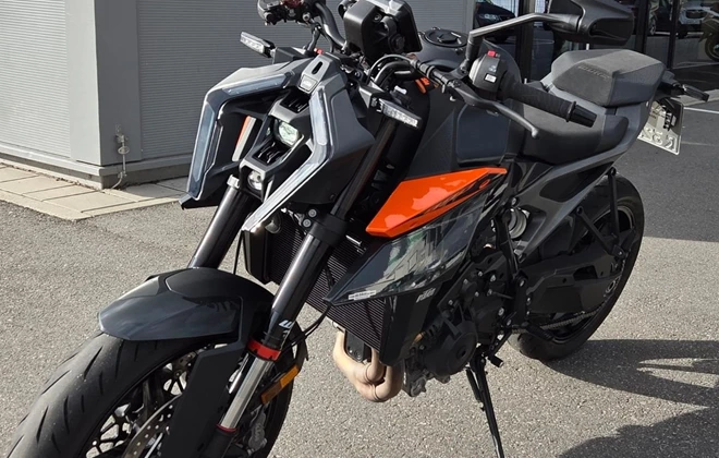 KTM 990 Duke
