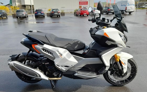 Neufahrzeug Peugeot XP 400 GT - Bild 1