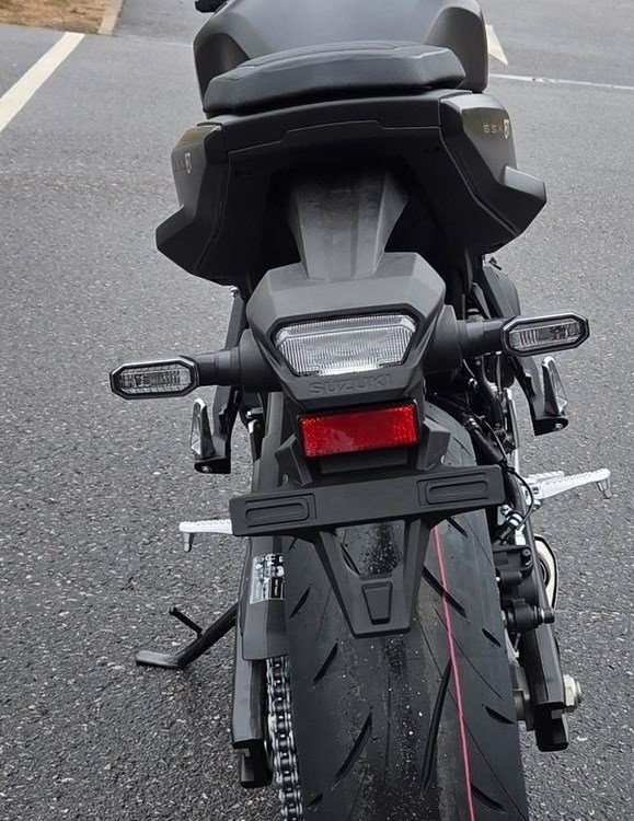 Zum Vergrößern bitte anklicken! Angebot Suzuki GSX-8T